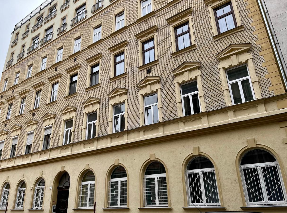 Akacfa 62 Dowtown 2Br Wifi+Ac Apartment Budapesta Exterior foto